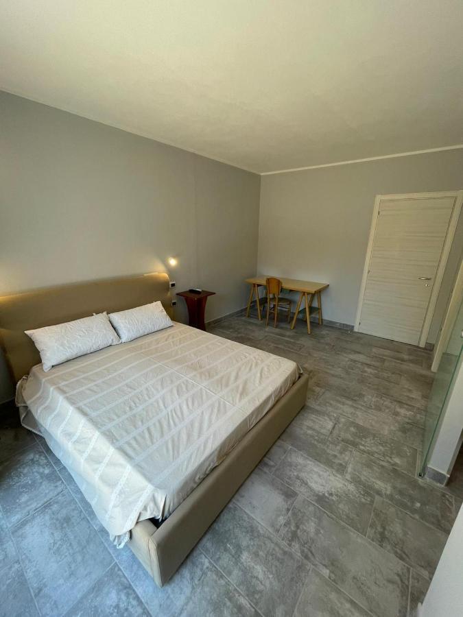 Casa Camere Pistis Assemini Ngoại thất bức ảnh