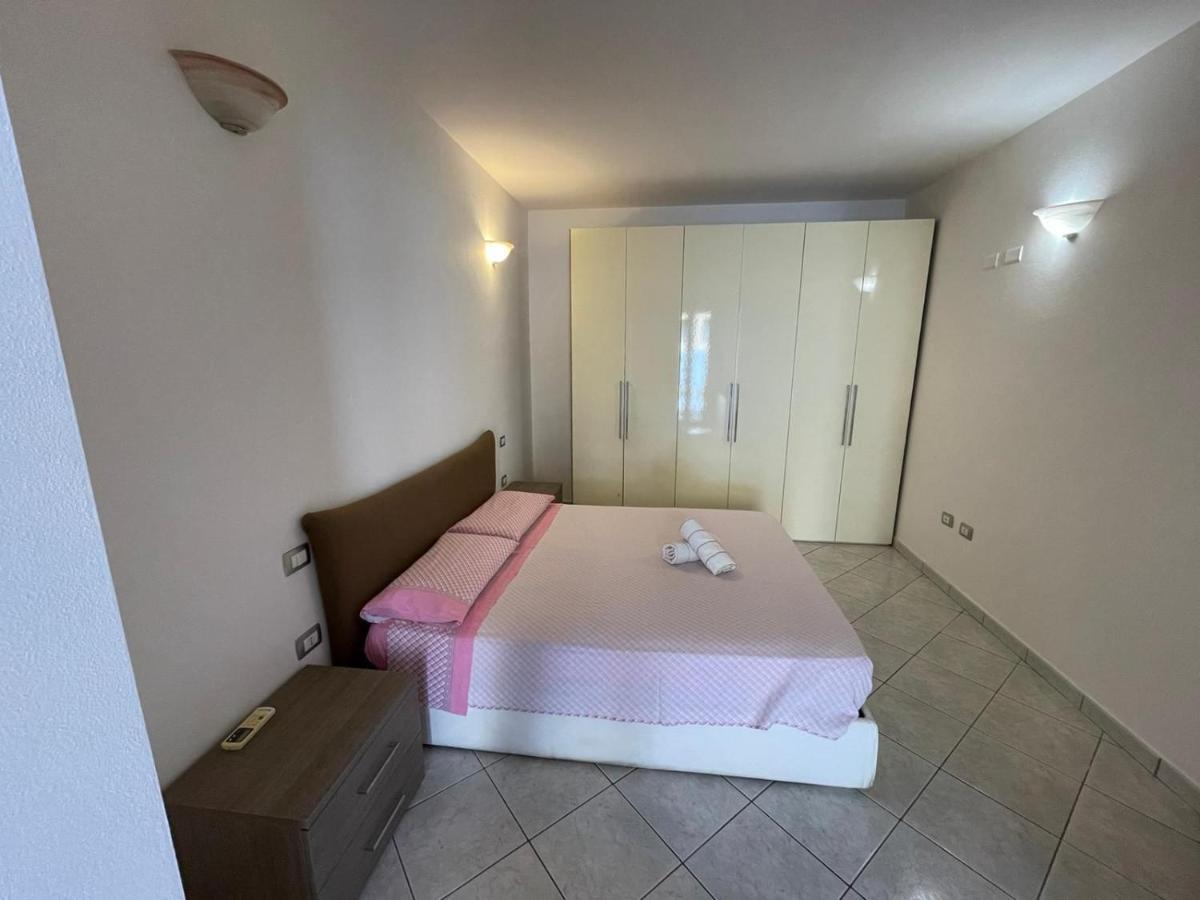 Casa Camere Pistis Assemini Ngoại thất bức ảnh